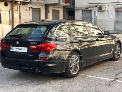 BMW Serie 5 520d BMW 520d xDrive Touring Business Nero usata Bisceglie