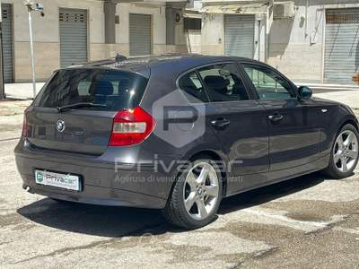BMW Serie 1 118d BMW 118d cat 5 porte Attiva Grigio usata Bisceglie