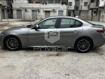 Alfa Romeo Giulia ALFA ROMEO Giulia 2.2 Turbodiesel 180 CV AT8 Super Grigio usata Bisceglie