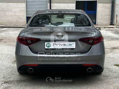 Alfa Romeo Giulia ALFA ROMEO Giulia 2.2 Turbodiesel 180 CV AT8 Super Grigio usata Bisceglie