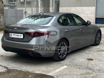 Alfa Romeo Giulia ALFA ROMEO Giulia 2.2 Turbodiesel 180 CV AT8 Super Grigio usata Bisceglie