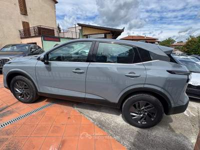 Nissan Qashqai Nissan Qashqai 1.3 Mhev 140cv Acenta Manuale Grigio usata Torrita di Siena