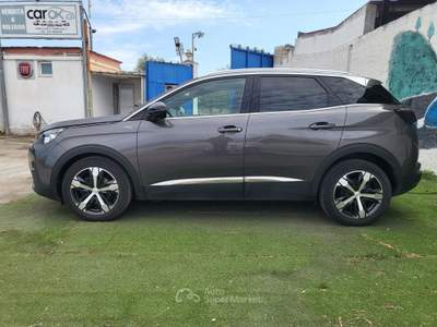 Peugeot 3008 PEUGEOT 3008 1.5 BlueHDI 130cv. GT-LINE UNIPRO' Grigio usata Bari