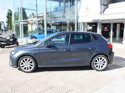 Seat Ibiza 1.0 EcoTSI 95 CV 5 porte FR Grigio usata Nova Milanese