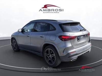 Mercedes-Benz GLA 180 d AMG Line auto Grigio usata Corciano