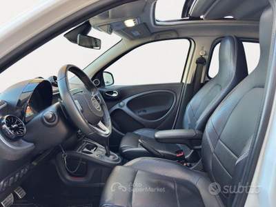 Smart ForFour BRABUS 0.9 Turbo twinamic Xclusive usata Arzano