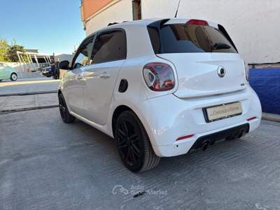 Smart ForFour BRABUS 0.9 Turbo twinamic Xclusive usata Arzano