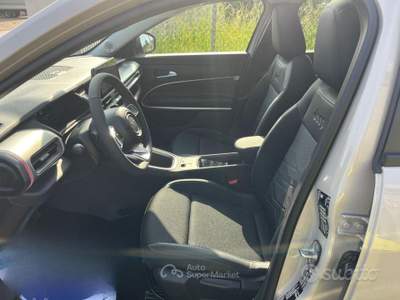 Jeep Avenger MHEV Summit KM 0 + Tetto usata Modena