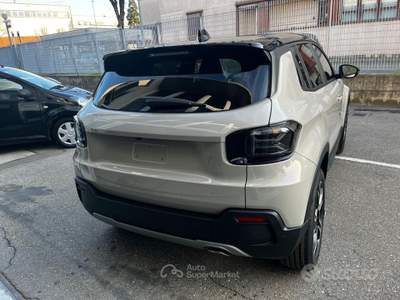 Jeep Avenger 100 CV Summit + Tetto usata Modena