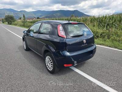 Fiat Punto EVO BENZ/METANO- EURO 6- OK NEOPATENTAT usata Brescia