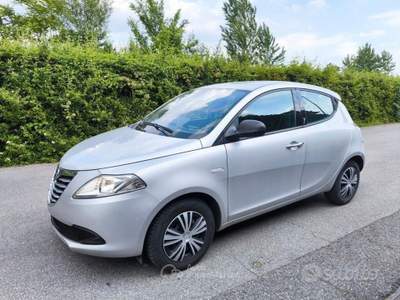 Lancia Ypsilon 1,3 MJT PLATINUM 95CV- OK NEOPATENT usata Brescia