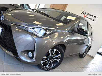 Toyota Yaris Yaris 1.5 Hybrid 5p. Active Grigio usata San Michele Salentino