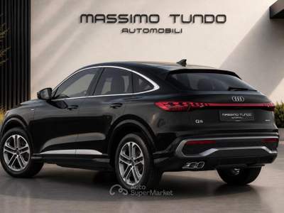 Audi Q5 Q5 SPB 40 TDI quattro S tr. S line plus Nero usata Casarano