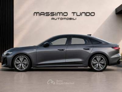 Audi A5 A5 TDI 150 kW mHEV+ S tr. S Line edition Grigio usata Casarano