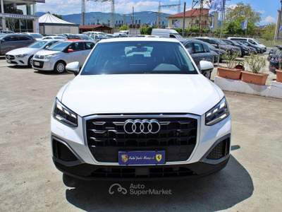Audi Q2 35 TDI quattro S tronic Business Bianco usata Padula