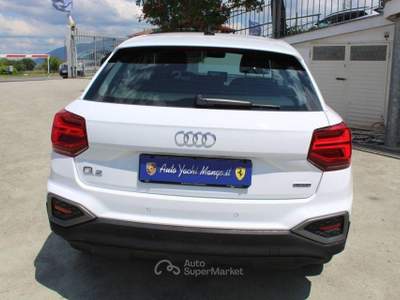 Audi Q2 35 TDI quattro S tronic Business Bianco usata Padula