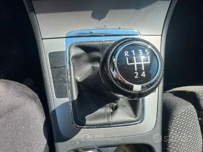 Volkswagen Passat /105CV Comfortline usata Omegna