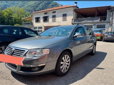 Volkswagen Passat /105CV Comfortline usata Omegna