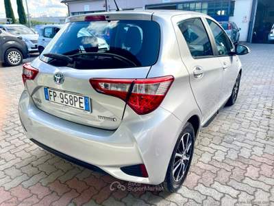 Toyota Yaris Yaris 1.5 Hybrid 5p. Active Argento usata Sesto Fiorentino