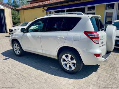 Toyota RAV4 RAV4 Crossover 2.2 D-4D 150 CV Exclusive Bianco usata Sesto Fiorentino