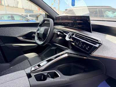 Peugeot 3008  1.2 hybrid Allure 145cv e-dcs6 Nero usata Sant'Anastasia
