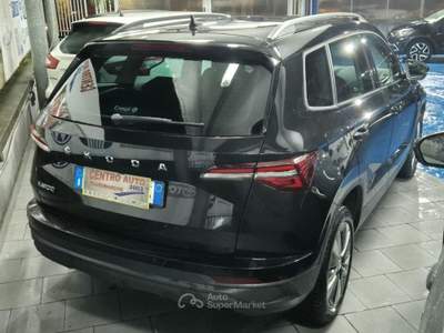 Skoda Karoq 2.0 TDI EVO SCR 115 CV DSG SportL. Nero usata Villaricca