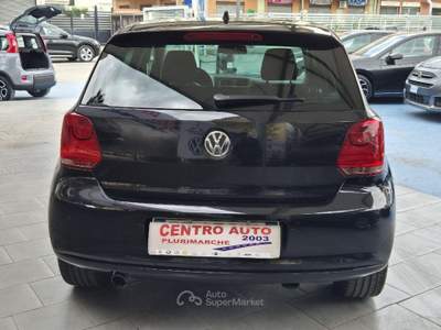 Volkswagen Polo 1.6 TDI 90CV DPF DSG 5p. Highline Nero usata Villaricca
