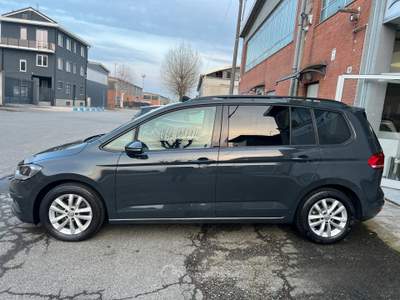 Volkswagen Touran VOLKWAGEN TOURAN 7 POSTI CAMBIO AUTOMATICO CON COM usata BORGARO TORINESE