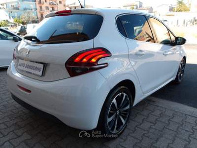 Peugeot 208 5 Porte 208 5p 1.6 bluehdi Allure 75cv usata Ribera