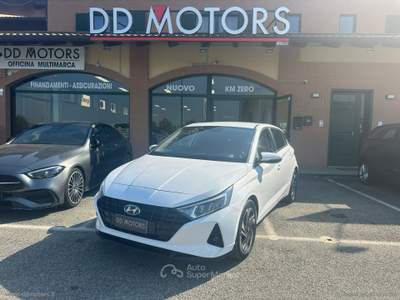 Hyundai i20 i20 1.2 MPI MT Bose NEOPATENTATI Bianco usata Villanova Canavese