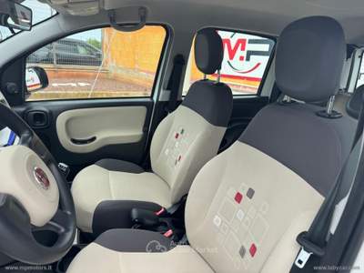 Fiat Panda PANDA LOUNGE 1.2 69CV GPL Bianco usata Bari
