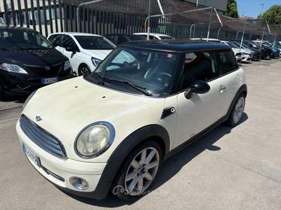 MINI Cooper 1.6 120cv usata Cento