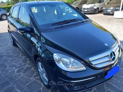 Mercedes-Benz Classe B CDI Sport Lilla usata Viadana Mercedes-Benz Classe B CDI Sport Lilla usata Viadana