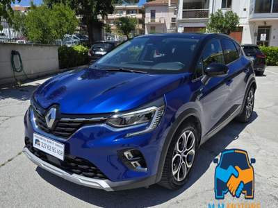 Renault Captur 1.6 E-Tech phev Intens 160cv auto Blu/Azzurro usata Civitanova Marche