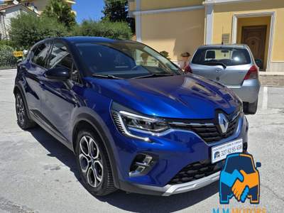 Renault Captur 1.6 E-Tech phev Intens 160cv auto Blu/Azzurro usata Civitanova Marche