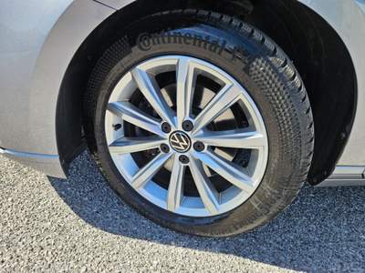 Volkswagen Passat 2.0 tdi Business 150cv dsg Argento usata San Stino di Livenza