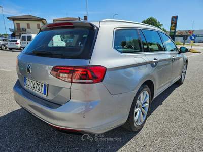 Volkswagen Passat 2.0 tdi Business 150cv dsg Argento usata San Stino di Livenza