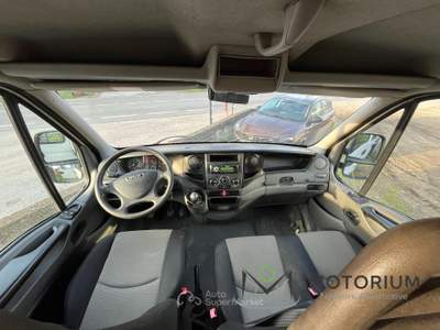Iveco Daily 35 C13 d.cab. p.xl. Bianco usata San Giorgio del Sannio