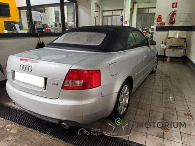 Audi A4 Cabriolet 2.4 V6 30V cat Argento usata Palermo