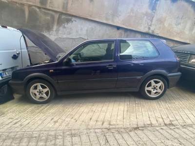 Volkswagen Golf 2.0 16V cat 5 porte GTI Edition Blu/Azzurro usata Palermo