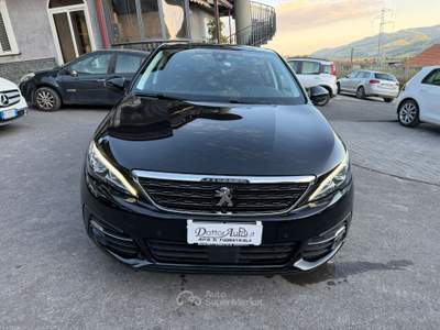 Peugeot 308 308 BlueHDi 120 S&S GT Line Nero usata SANTA MARIA NUOVA