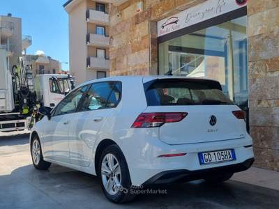Volkswagen Golf EVO Life dsg 110cv Bianco usata Altamura