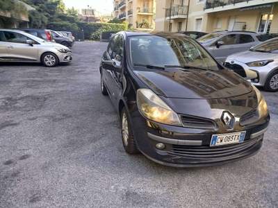 Renault Clio Clio III 2005 5p 1.2 16v Confort Nero usata Genova