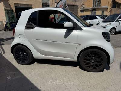 Smart ForTwo Fortwo III 1.0 Passion 71cv twinamic Bianco usata Genova