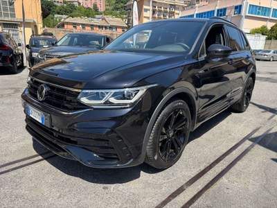 Volkswagen Tiguan 1.5 tsi R-Line 150cv dsg Black pach Prezzo reale Nero usata Genova