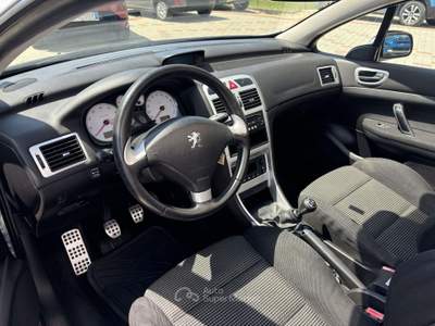 Peugeot 307 307 CC 1.6 16v Australian GPL Argento usata Terni
