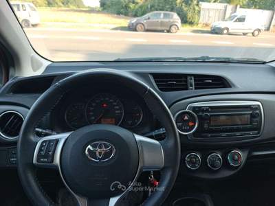 Toyota Yaris Yaris 5p 1.0 Lounge*NEPOATENTATI*PRONTA CONSEGNA* Rosso usata LISSONE