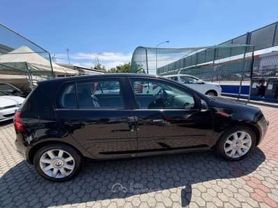 Volkswagen Golf Golf V 5p 1.9 tdi Sportline Nero usata Torino