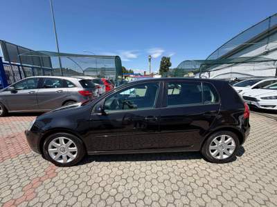 Volkswagen Golf Golf V 5p 1.9 tdi Sportline Nero usata Torino