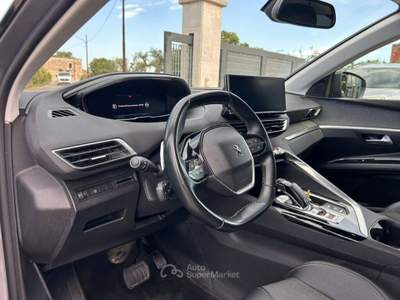 Peugeot 3008 Allure Pack 130cv EAT8 Grigio usata Monopoli
